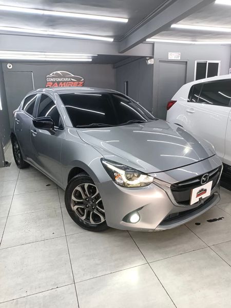 Mazda 2 Grand Touring LX 2016 - imagen secundaria 1