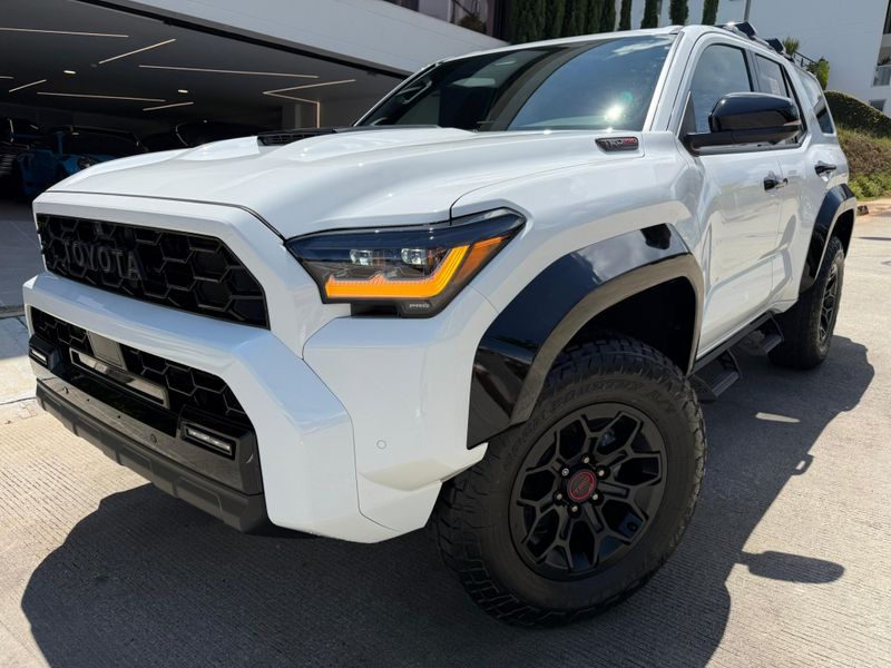 Toyota 4Runner TRD PRO 2026 - imagen secundaria 2