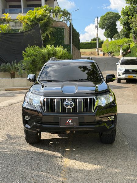 TOYOTA PRADO TXL  2020  3.0 DIESEL  4x4 - imagen secundaria 1