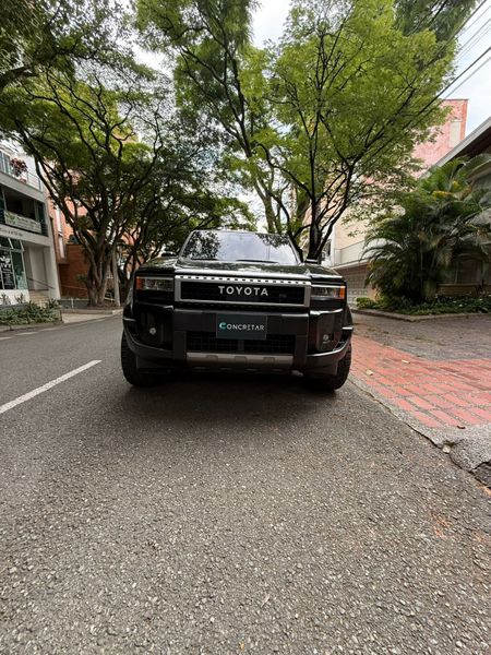 Toyota Prado TXL 2025 Automática Segundo Dueno Diesel 4x4 - imagen secundaria 1