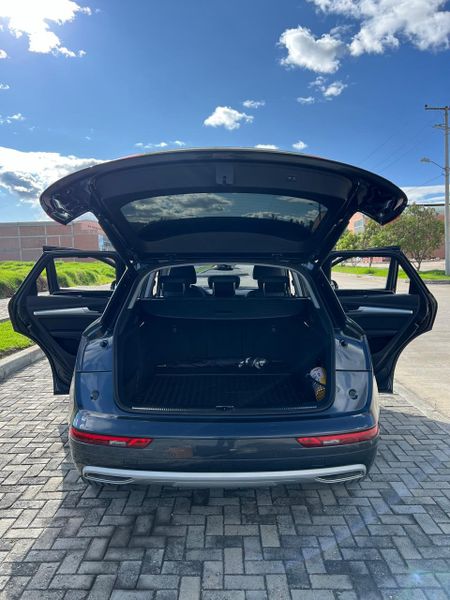Audi Q5 2.0 Tdi Quattro Ambition PRECIO NEGOCIABLE - imagen secundaria 2