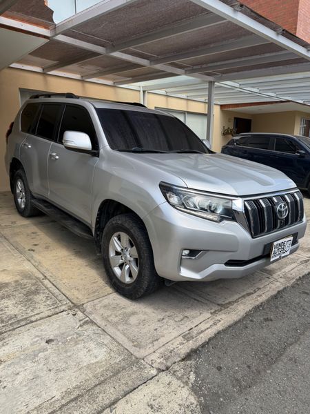 TOYOTA PRADO TXL 2019 DIESEL - imagen secundaria 1