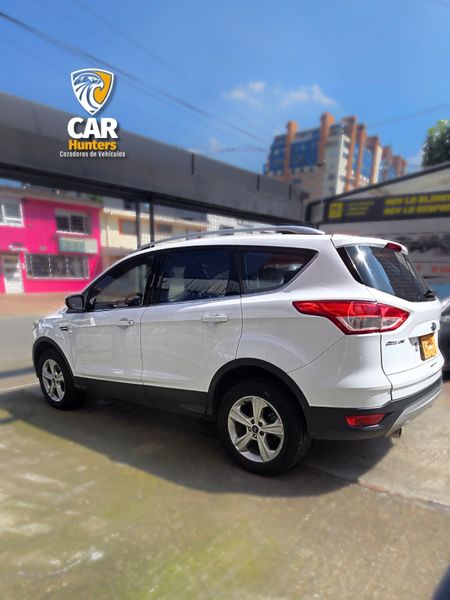 Ford Escape SE 4x2 - imagen secundaria 1
