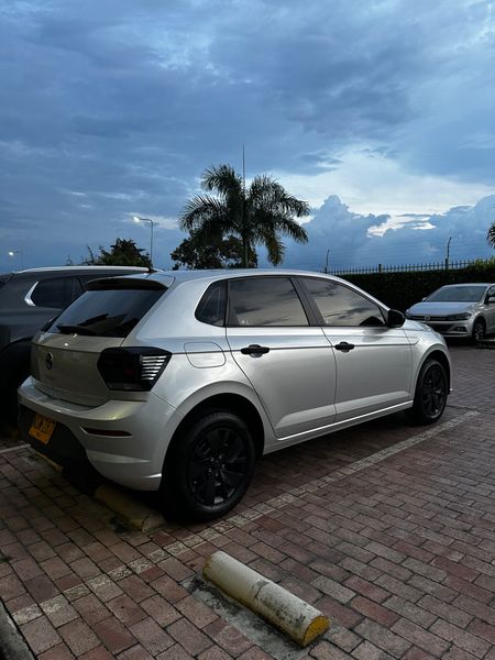 Volkswagen Polo Track mod. 2024 - imagen secundaria 1