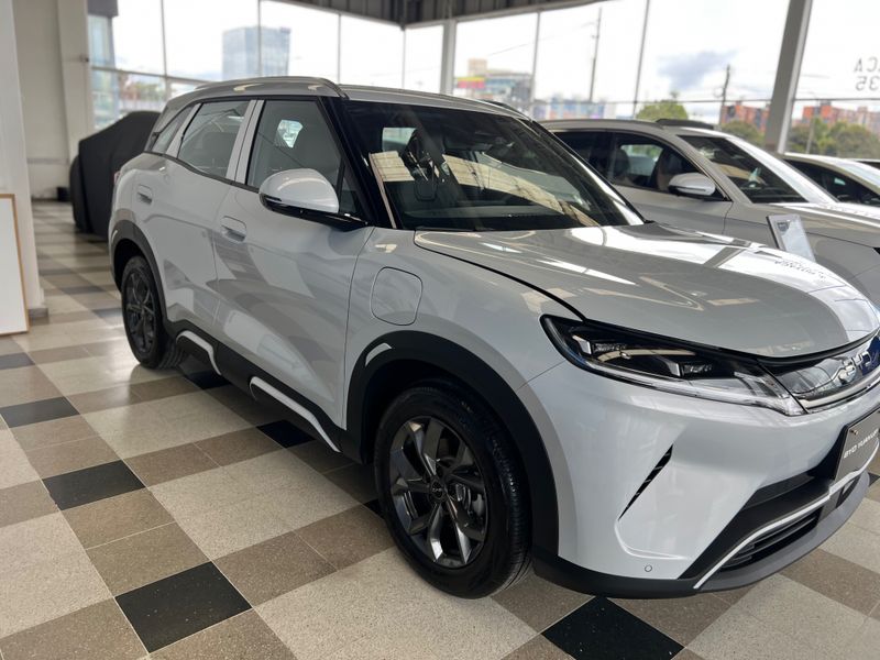 BYD Yuan up ev - imagen secundaria 2