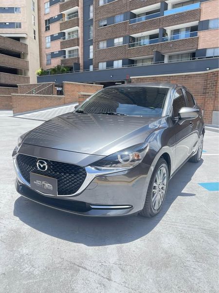 MAZDA 2 GRAND TOURING LX - imagen secundaria 1