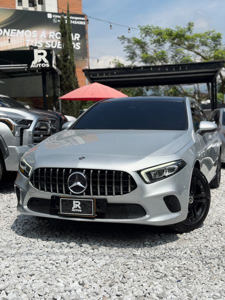 MERCEDES-BENZ A200 2020 - imagen secundaria 1