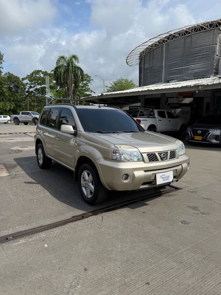 Nissan X-Trail 2.5cc 4x4 2012 - imagen secundaria 1