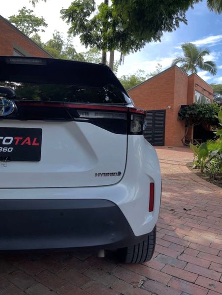 Toyota Yaris Cross XLS 2024 - imagen secundaria 2