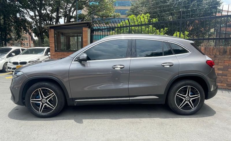 Mercedes-Benz Clase Eq Eqa 350 4Matic - imagen secundaria 1