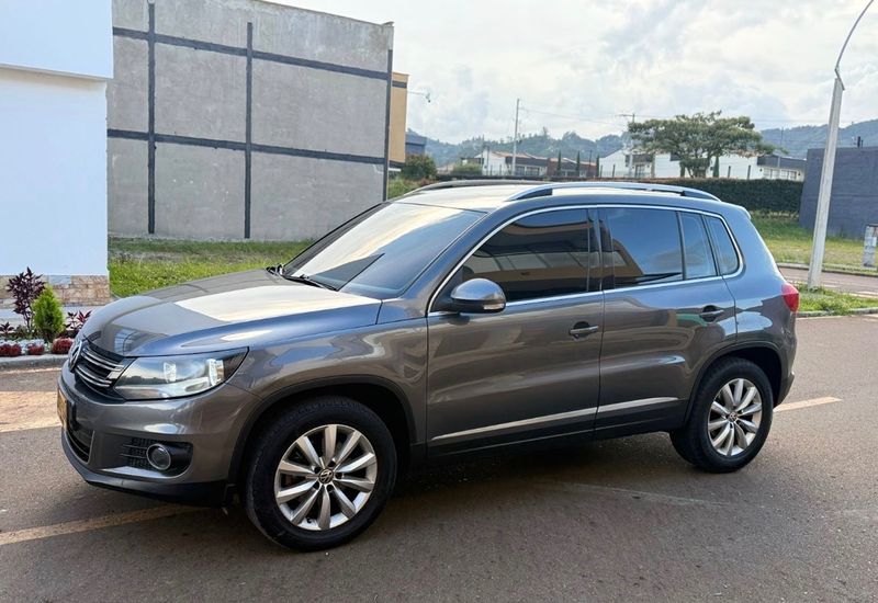Volkswagen Tiguan turbo - imagen secundaria 1