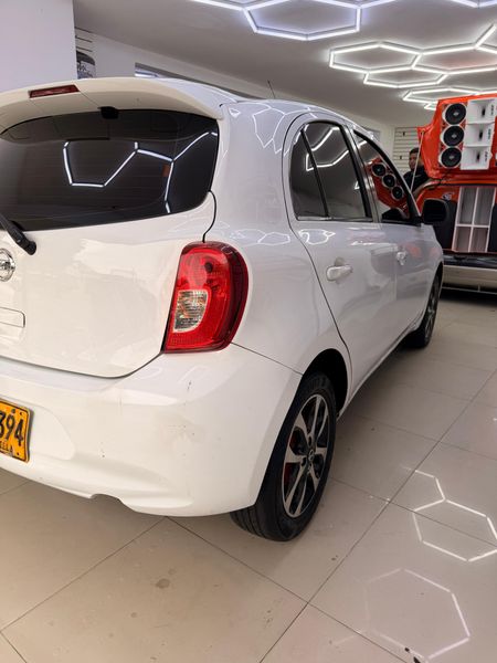 Nissan march - imagen secundaria 2
