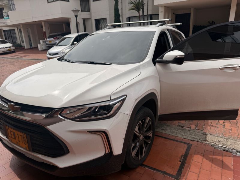 Chevrolet Tracker Turbo Premier 2022 - imagen secundaria 1